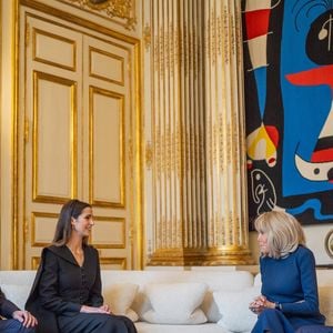 Le prince héritier de Jordanie, Al Hussein bin Abdullah II, et son épouse, la princesse Rajwa Al Hussein, reçus par le président français Emmanuel Macron et son épouse Brigitte Macron au palais de l'Élysée à Paris, France, le 8 octobre 2025. ©  Balkis Press/ABACAPRESS.COM