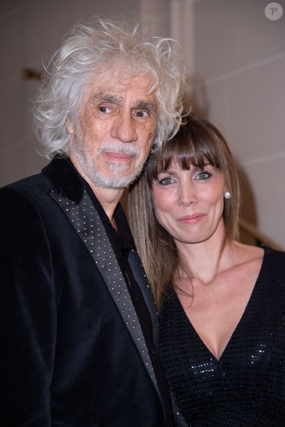 Louis Bertignac et Laetitia Brichet lors du gala des Stethos D'Or 2023 à l'hôtel George V le 27 mars 2023. Photo par Aurore Marechal/ABACAPRESS.COM