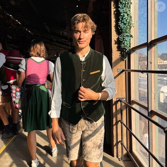 Seraphim von Habsburg-Lothringen, descendant de Sissi l'impératrice, rencontre un franc succès sur les réseaux sociaux. © Instagram