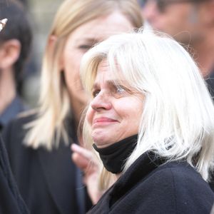Isabelle Nanty aux obsèques de François Florent ( François Eichholtzer, fondateur du Cours Florent d'art dramatique à Paris) en l'église Saint Roch à Paris, France, le 4 octobre 2021.

© Bestimage