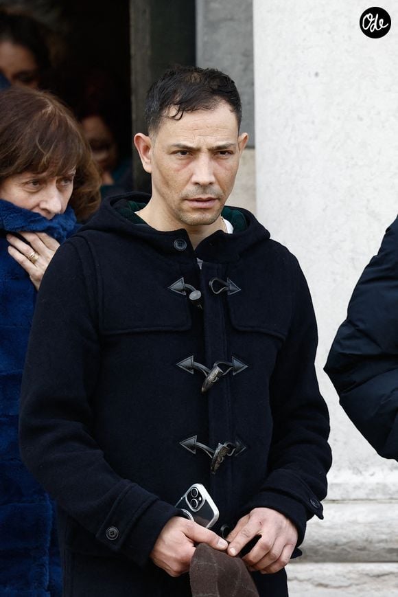 Steevy Boulay - Sorties des obsèques d’Isabelle Mergault à la Coupole du Père-Lachaise à Paris le 30 mars 2026. © Cyril Moreau - Dominique Jacovides / Bestimage