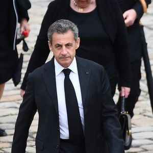 "Je suis fier de lui et de son courage. Quand je vois cette flamme, cette volonté de débattre, ça me plaît", avait expliqué l'ancien chef d'État.

Nicolas Sarkozy - Obsèques de Serge Dassault en la cathédrale Saint-Louis-des-Invalides suivi des honneurs militaires à Paris le 1er juin 2018 
© Eliot Blondet / Pool / Bestimage