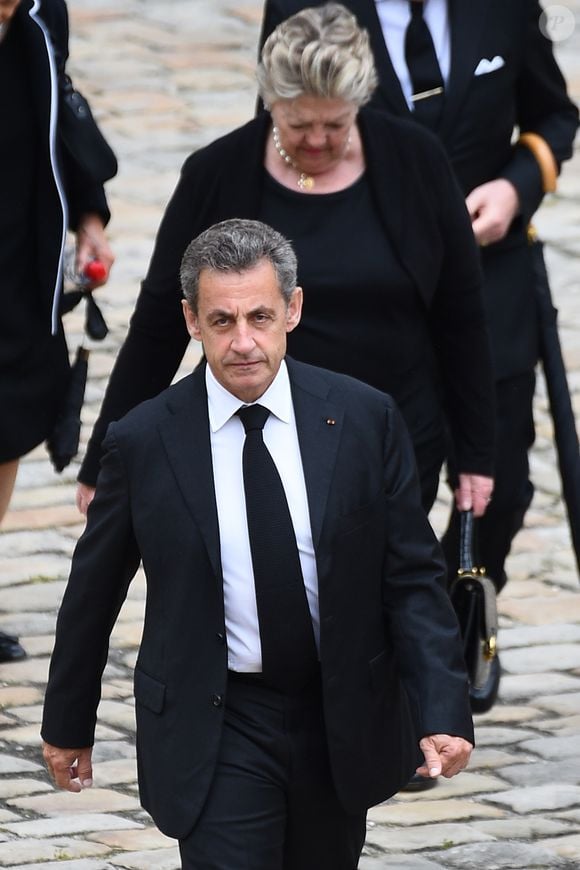 "Je suis fier de lui et de son courage. Quand je vois cette flamme, cette volonté de débattre, ça me plaît", avait expliqué l'ancien chef d'État.

Nicolas Sarkozy - Obsèques de Serge Dassault en la cathédrale Saint-Louis-des-Invalides suivi des honneurs militaires à Paris le 1er juin 2018 
© Eliot Blondet / Pool / Bestimage