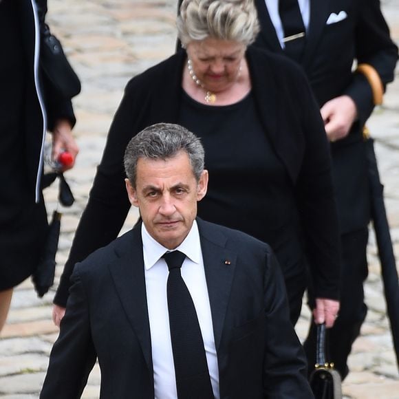 "Je suis fier de lui et de son courage. Quand je vois cette flamme, cette volonté de débattre, ça me plaît", avait expliqué l'ancien chef d'État.

Nicolas Sarkozy - Obsèques de Serge Dassault en la cathédrale Saint-Louis-des-Invalides suivi des honneurs militaires à Paris le 1er juin 2018 
© Eliot Blondet / Pool / Bestimage