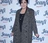 Elle s'intitude "La Droguerie du sourire". 

Liane Foly assiste à la 150e représentation du one-man-show de Jeanfi Janssens, *Tombes Du Ciel*, qui s'est tenue à la Comédie des Champs-Élysées à Paris, en France, le 13 février 2025. Photo de Jérôme Dominé/ABACAPRESS.COM
