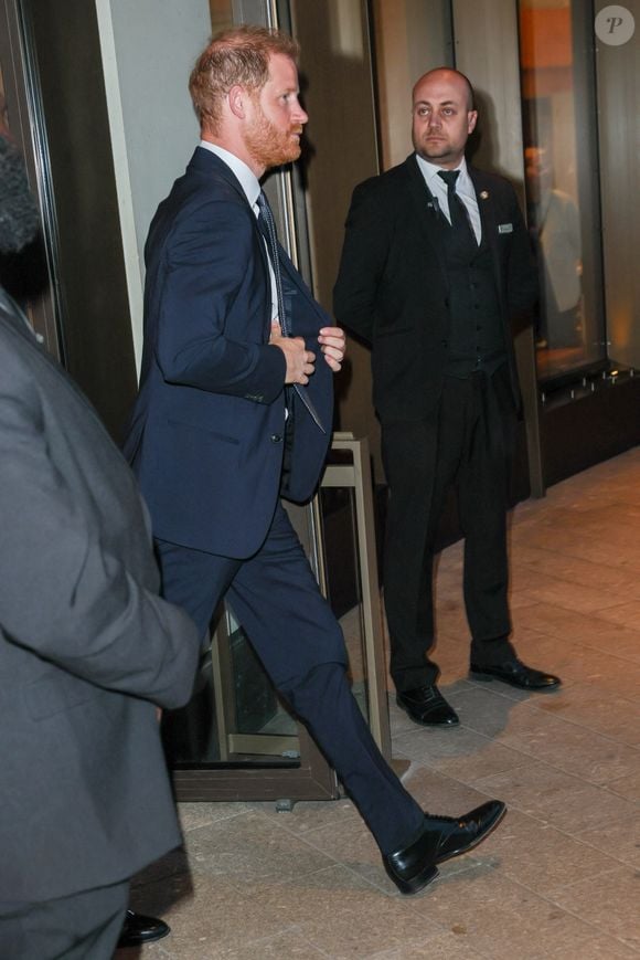 Le prince Harry à la sortie des WellChild Awards à Londres le 8 septembre 2025. Backgrid UK/ Bestimage