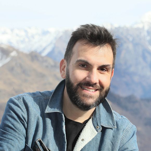 "Nous n’avons pas collaboré ces derniers temps. Mais cette année, pour les 20 ans, il y a une vraie dynamique : j’interviens dans quelques campings, et les autres comédiens vont aussi aller sur les lieux cet été pour marquer le coup", a révélé le comédien.

Laurent Ournac lors du 22ème Festival des créations télévisuelles de Luchon, France, le 7 février 2020. © Patrick Bernard/Bestimage