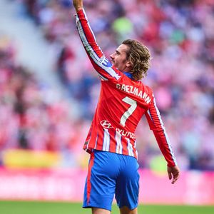 Après les exploits d'Antoine sur les terrains et en dehors, son frère Théo cultive son propre esprit d'entreprise.
Antoine Griezmann pendant un match de LaLiga EA Sports, le 20 octobre 2024.
© LGM / Panoramic