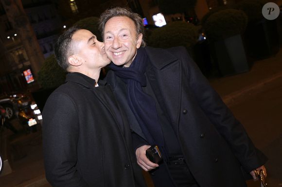 Stéphane Bern n'a de son côté pas réagi mais, nul doute qu'il est d'un grand soutien pour Yori dans cette épreuve. 

Stéphane Bern et son compagnon Yori Bailleres - Soirée de gala pour la Fondation de la Recherche en Physiologie, "Les Stéthos d'Or" au Four Seasons Hôtel George V à Paris le 24 mars 2025. © Cédric Perrin/Bestimage