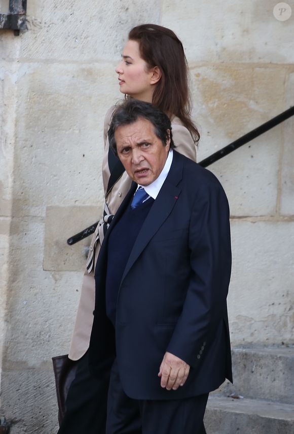 Patricia Munoz (dite Bambi) et Humbert Ibach (dit Mémé Ibach) - Sorties des obsèques de Sylvie Joly en l'église Saint-Sulpice à Paris le 9 septembre 2015. JACOVIDES-MOREAU / BESTIMAGE
