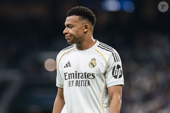 Le joueur a confié qu'il discutait avec l'entreprise depuis deux ans avant de franchir le pas. 

Kylian Mbappé du Real Madrid CF déçu pendant le match de la Liga. April 10, 2026 (ALTERPHOTOS/Tomas Garrido)
