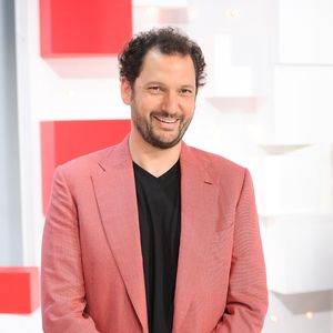 Eric Antoine - Enregistrement de l'émission "Vivement dimanche" au Studio Gabriel à Paris, présentée par M.Drucker et diffusée le 23 juin sur France 3
© Guillaume Gaffiot / Bestimage