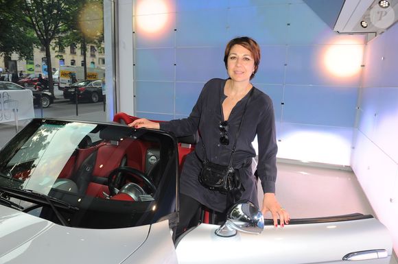 Valerie Benguigui  - Soirée d'inauguration de l'espace vente BMW Georges © Guillaume Gaffiot /Bestimage