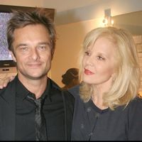 Sylvie Vartan mère de David et Darina, que plus de 30 ans séparent : quelles sont leurs relations ?