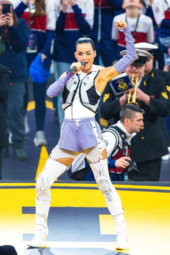Katy Perry lors de la cérémonie d'ouverture des "Invictus Games Vancouver Whistler 2025" au Canada, le 9 février 2025 © Backgrid UK/ Bestimage