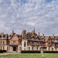 Découvrez l’intérieur du château d’Armainvilliers, ancien domaine des Rothschild et devenu une résidence d’exception