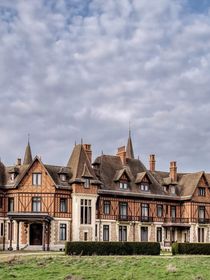 Découvrez l’intérieur du château d’Armainvilliers, ancien domaine des Rothschild et devenu une résidence d’exception