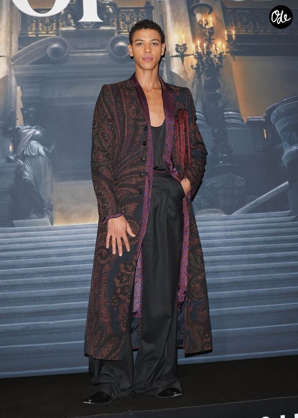 Guillaume Diop - Avant-première du film "Le Fantôme de l'Opéra" au cinéma Pathé Palace à Paris le 12 octobre 2026. 

© Coadic Guirec/Bestimage
