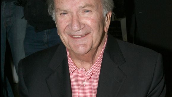 Pierre Mondy : Marié à 4 reprises, il a eu Laurent avec l'une des stars de l'ombre de la télé depuis 20 ans