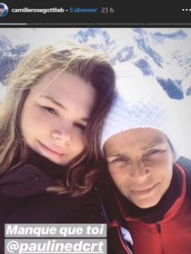 Stéphanie de Monaco passe les fêtes dans son chalet à la montagne, au cœur du village et de sa patinoire, à seulement 2h de Monaco