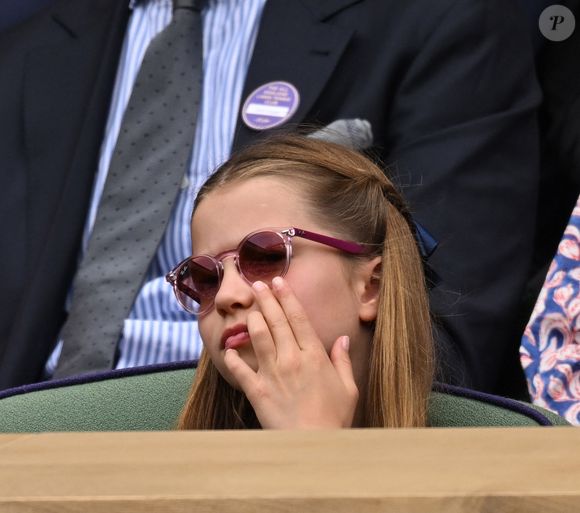 Catherine (Kate) Middleton avec la princesse Charlotte et Pippa Middleton dans les tribunes de la finale du tournoi de Wimbledon 2024, le 14 juillet 2024. ALPHA AGENCY / BESTIMAGE