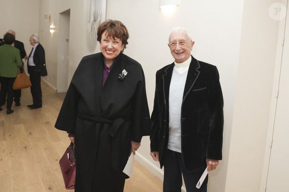 Exclusif - Roselyne Bachelot, L'abbé Alain de la Morandais - Dîner de la Revue des Deux Mondes à Paris à la Maison de l'Amérique Latine à Paris le 18 décembre 2024. © Jack Tribeca / Bestimage