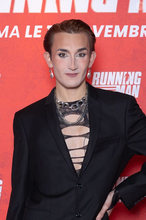 Victor de la Star Academy 2025 assiste à la première du film 'Running Man' à l'UGC Cine Cite Bercy le 03 novembre 2025 à Paris, France. Photo de Nasser Berzane/ABACAPRESS.COM