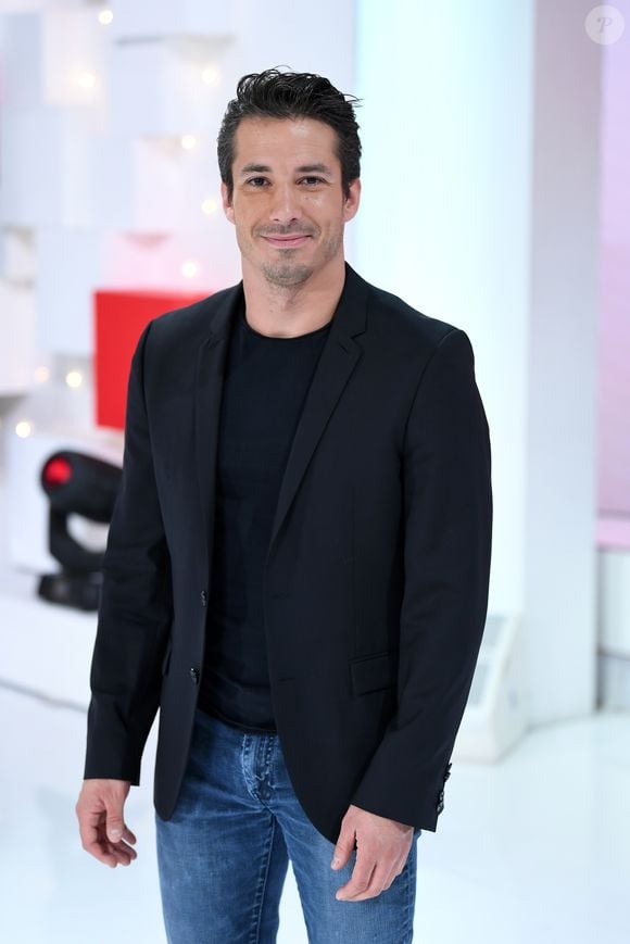 Jérémy Ferrari - Enregistrement de l'émission "Vivement Dimanche prochain" au studio Gabriel à Paris, présentée par M.Drucker et diffusée le 21 avril 2019 sur France 2. Le 10 avril 2019
© Guillaume Gaffiot / Bestimage