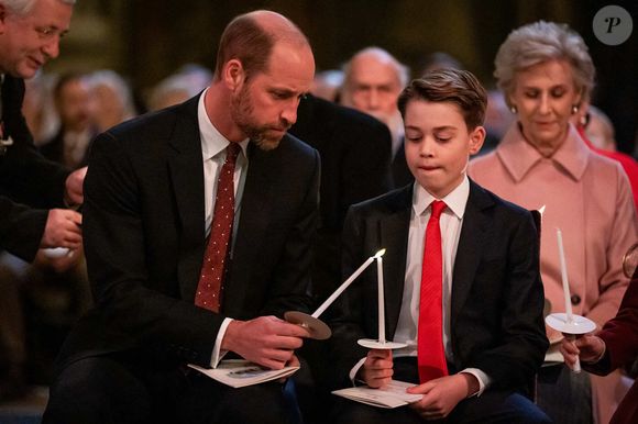 Le prince de Galles et le prince George pendant le service de chants Together At Christmas à l'abbaye de Westminster à Londres. Vendredi 6 décembre 2024. Photo par Aaron Chown/PA Wire/ABACAPRESS.COM
