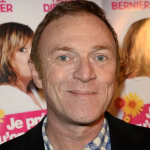 Christophe Hondelatte - People à la 150ème représentation de la pièce "Je préfère qu'on reste amis" au théâtre Antoine à Paris le 5 novembre 2014. COADIC GUIREC / BESTIMAGE