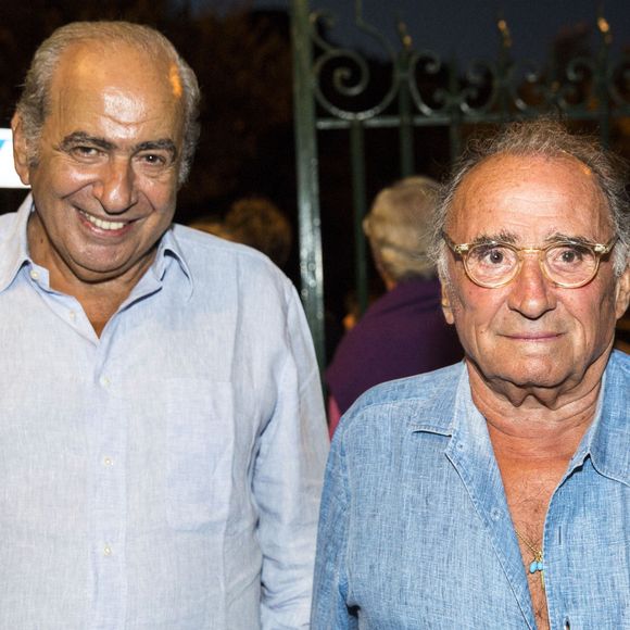Pierre Benichou et Claude Brasseur lors du 29e Festival de Ramatuelle, à Ramatuelle, près de Saint-Tropez, dans le sud de la France, le 11 août 2013. Photo par Cyril Bruneau/ABACAPRESS.COM
