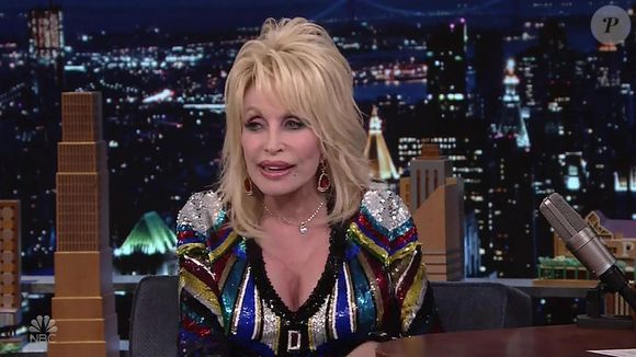 Cette dernière a demandé aux fans de sa soeur de prier pour elle

Dolly Parton sur le plateau de l'émission "The Tonight Show Starring Jimmy Fallon" à New York, le 1er décembre 2022.
©Backgrid UK/ Bestimage