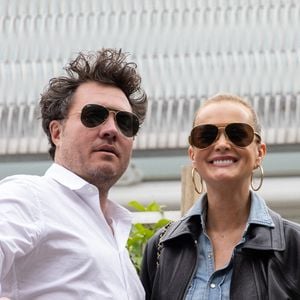 Læticia Hallyday et Frédéric Suant assistent au Village pour la session de nuit pendant les Internationaux de France 2025 à Roland Garros le 26 mai 2025 à Paris, France. Photo by Nasser Berzane/ABACAPRESS.COM