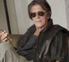 En septembre dernier, alors qu'il était en pleine tournée promotionnelle pour son cinquième album, Il n'est jamais trop tard, Thomas Dutronc donnait quelques détails, dans les colonnes du "Figaro", sur la santé de son célèbre père, Jacques,

Archives -  En France, Jacques Dutronc chez lui à Monticello en Corse avec ses chats.
GONGORA Marie-Anne via Bestimage