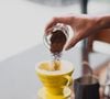 Le marc de café est un véritable allié pour le ménage de la maison.

Pexels