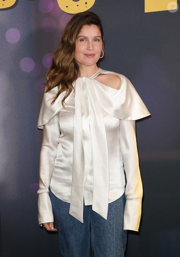 "Elle cherche à les accompagner au mieux en leur faisant confiance."

Laetitia Casta - Avant-première du film "Le Crime du 3e étage" au cinéma Pathé Wepler à Paris le 9 mars 2026. © Coadic Guirec/Bestimage