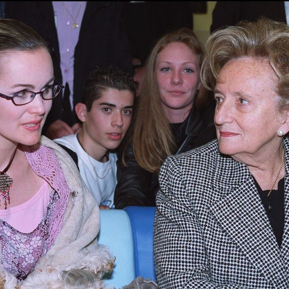 Laeticia Hallyday et Bernadette Chirac à Agde (inauguration Orphéopolis) en 2003 - © Daniel Angeli Bestimage