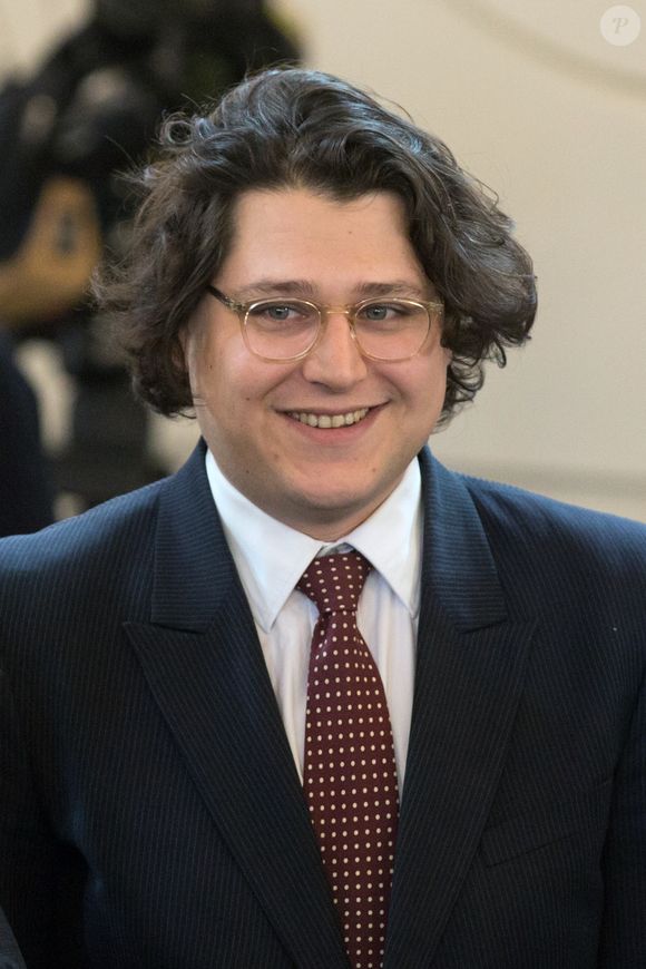 Lucas Veil - Remise du premier prix "Simone Veil" au palais de l'Elysée à Paris, à l'occasion de la journée mondiale du droits des femmes. Le 8 mars 2019
© Stéphane Lemouton / Bestimage