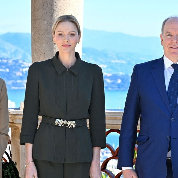Le prince Albert II de Monaco, sa femme la princesse Charlene et la princesse Caroline de Hanovre ont pu découvrir les travaux d'aménagements réalisés pendant 5 ans au jardin exotique de Monaco avant son ouverture au public le 30 mars.© Bruno Bebert / Bestimage