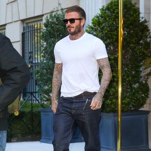 La légende du football David Beckham a été aperçue lors d'une sortie en solo alors que sa femme, Victoria Beckham, était occupée à donner des interviews dans la ville de New York. @ Backgrid USA / Bestimage