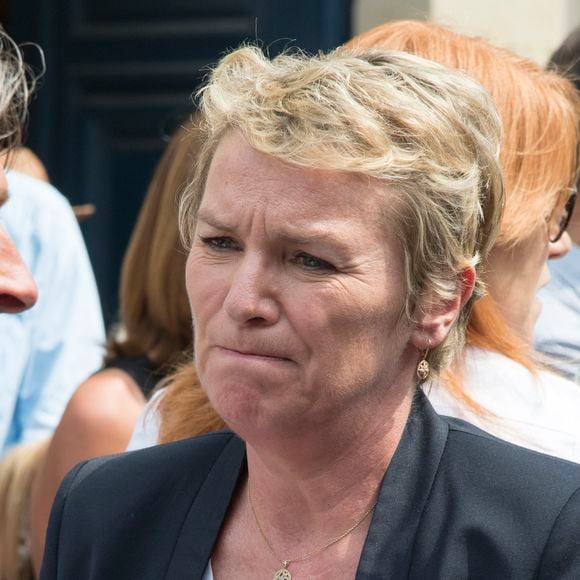 La journaliste était attendue à la tête d'un inédit de son émission "Cash Investigation". 

Exclusif - Elise Lucet lors des obsèques de Hervé Ghesquière en l'église Saint-Martin de Meudon le 20 juin 2017.