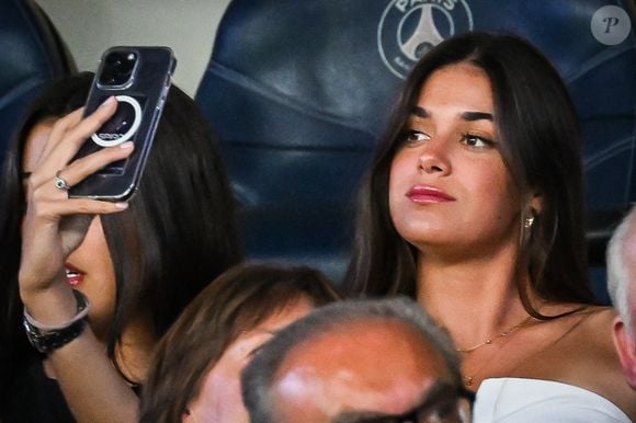 Sira Martinez fille de Luis Enrique lors du match du groupe F de l'UEFA Champions League entre le Paris Saint-Germain et le Borussia Dortmund au stade du Parc des Princes le 19 septembre 2023 à Paris, France. (Crédit photo : © Matthieu Mirville/ZUMA Press Wire)