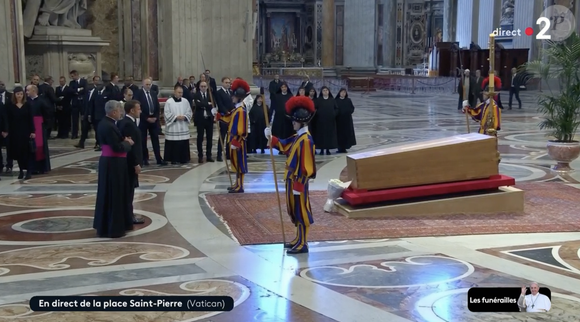 Obsèques du pape François, le 26 avril 2025, France 2