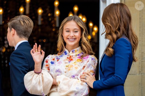 La princesse Joséphine apparaît sur le balcon du palais Christian IX à Amalienborg à Copenhague, alors que la famille royale danoise célèbre le 57e anniversaire du roi avec une apparition publique imprégnée de tradition et de fierté nationale.
Photo by Backgrid USA / Bestimage