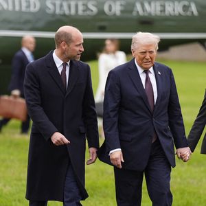 Le prince de Galles (à gauche) reçoit le président américain Donald Trump au château de Windsor à Windsor, Berkshire, Angleterre, Royaume-Uni, le 17 septembre 2025, au premier jour de sa deuxième visite d'État au Royaume-Uni à Windsor, Berkshire, Angleterre, Royaume-Uni, le 17 septembre 2025. Photo by Photo by Aaron Chown/PA Wire/ABACAPRESS.COM
