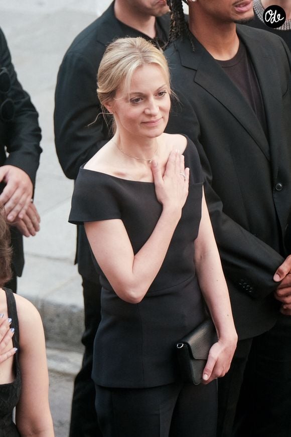 Audrey Crespo-Mara - Sorties des obsèques de Thierry Ardisson en l’église Saint-Roch de Paris, France, le 17 juillet 2025. © Bestimage