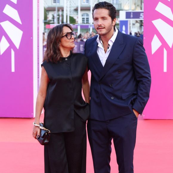 Florence Foresti et son compagnon Alexandre Kominek à la première du film 'Nouvelle Vague' lors du 51éme Festival du cinéma Américain de Deauville le 12 Septembre 2025.

© Denis Guignebourg/Bestimage