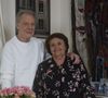 Mais l'amour et la naissance de leur fille n'ont pas suffi à empêcher le chanteur d'avoir des aventures
Herbert Leonard et sa femme Cléo chez eux à Barbizon le 2016/12/2016 JLPPA / Bestimage