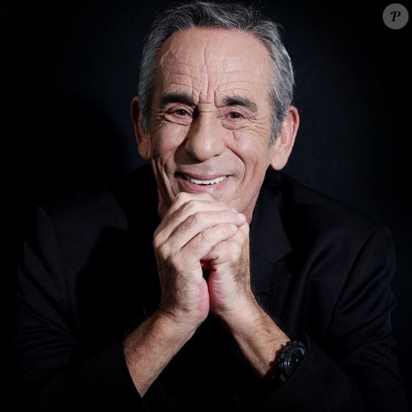 Exclusif - Thierry Ardisson pose à Paris, France. Photo par Jerome Dominé/ABACAPRESS.COM