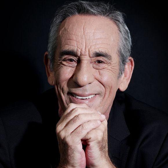 Exclusif - Thierry Ardisson pose à Paris, France. Photo par Jerome Dominé/ABACAPRESS.COM